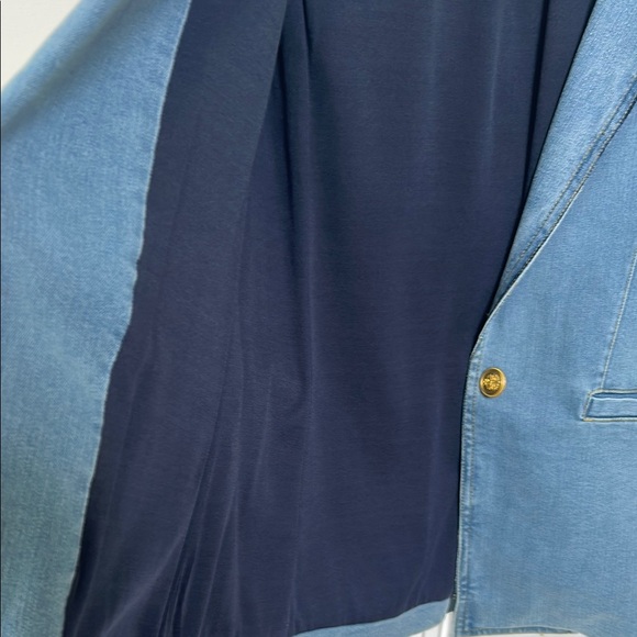 EUC Elan Women's Light Blue Denim Jacket (sz med) - Picture 6 of 6